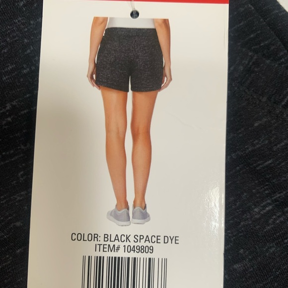 32 degrees Black/Dark Gray Pull on Fleece Shorts - Picture 6 of 11